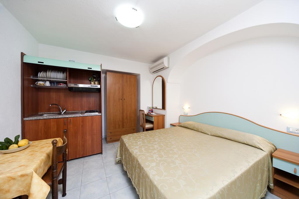 Residence Hotel La Rotonda Sul Mare Forio di Ischia Esterno foto